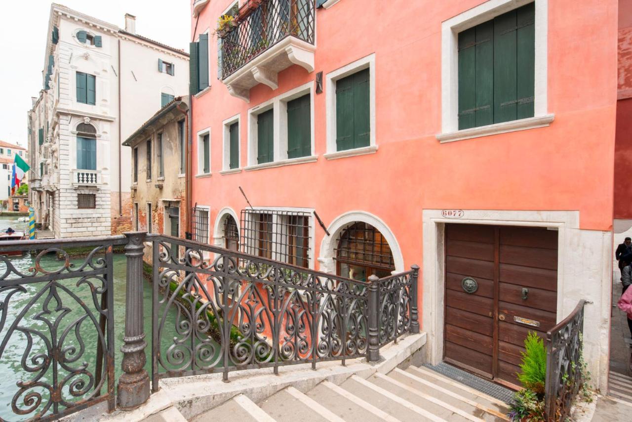 ונציה Casa Manina Sul Ponte - Your Private Canal View מראה חיצוני תמונה